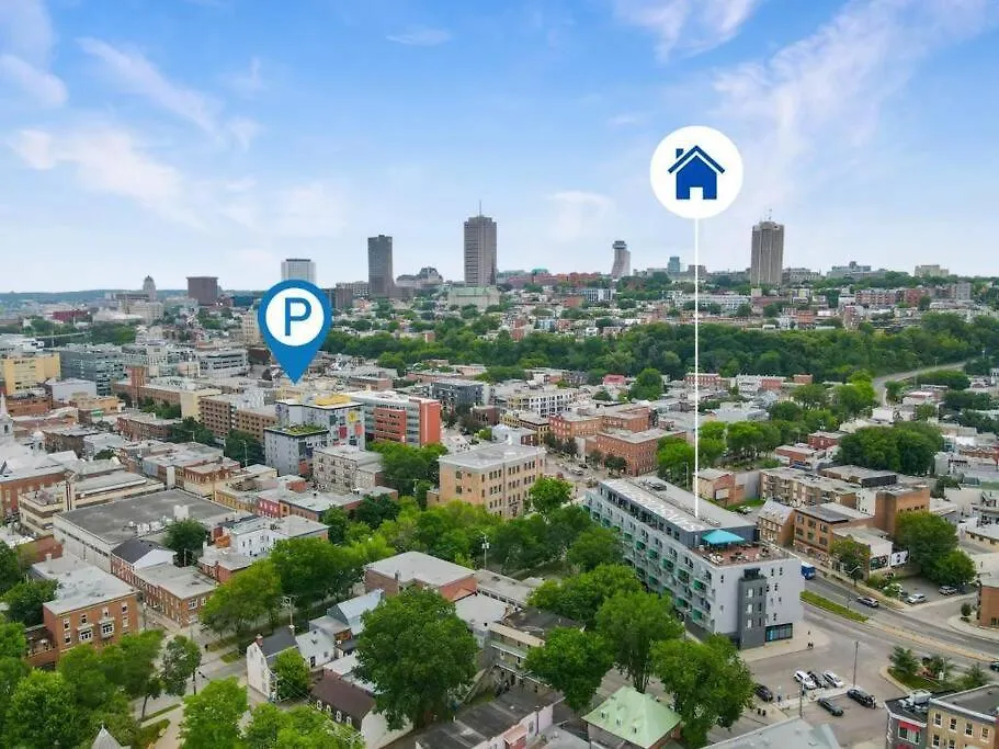 Saphir, Spacious 2-Bedroom Apartment, City Center, Free Parking Québec